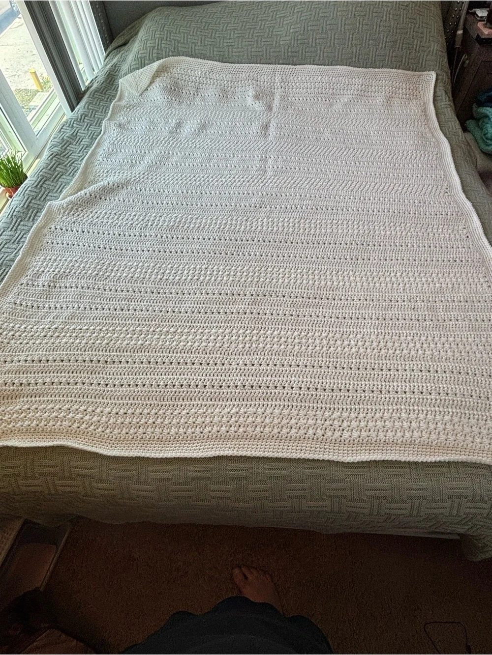 White Crochet Throw Blanket - Soft Home Bedding